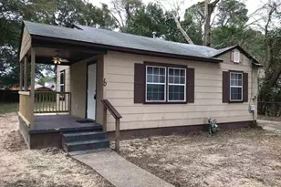 10 Ruberia Ave, Pensacola, FL 32507 - Photo 1