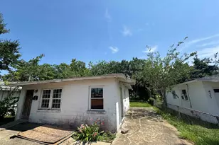 419 W Romana St, Pensacola, FL 32502 - Photo 1