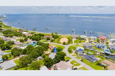 11726 Chanticleer Dr, Pensacola, FL 32507 - Photo 1