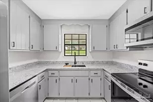 6548 Memphis Ave, Pensacola, FL 32526 - Photo 1