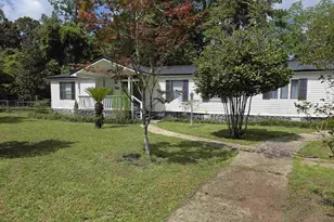 4833 Guernsey Rd, Pace, FL 32571 - Photo 1