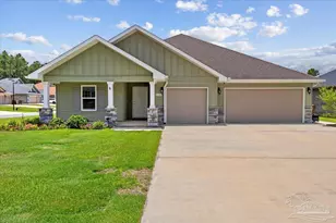 8121 Silver Maple Dr, Milton, FL 32583 - Photo 1