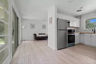 99 S Madison Dr, Pensacola, FL 32505 - Photo 1