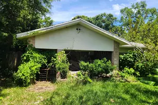 14 Ivanhoe Ave, Pensacola, FL 32534 - Photo 1