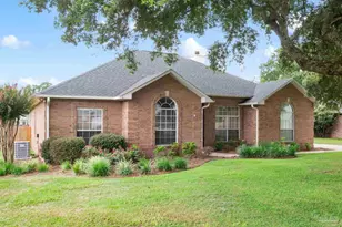 5329 Sussex Ln, Pace, FL 32571 - Photo 1