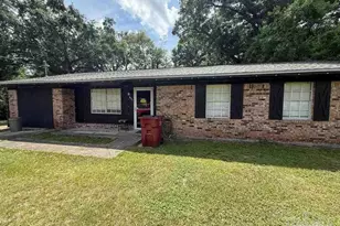 4401 Pine Villa Cir, Pace, FL 32571 - Photo 1