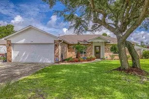 816 Binnacle Pl, Pensacola, FL 32507 - Photo 1
