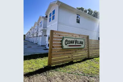 7127 Village Ln, Pensacola, FL 32504 - Photo 1