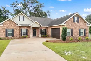 5619 Maggie Rose Cir, Milton, FL 32570 - Photo 1