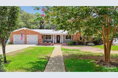 106 Florida Ave, Gulf Breeze, FL 32561 - Photo 1