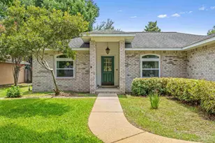 3467 Willow Ln, Gulf Breeze, FL 32563 - Photo 1