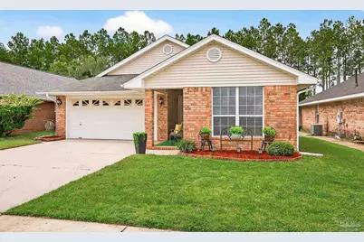 21 Easton St, Pensacola, FL 32533 - Photo 1