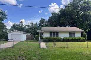 16 Whitehead Dr, Pensacola, FL 32503 - Photo 1