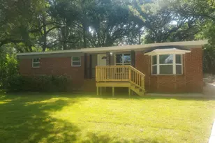 1095 Kathleen Ave, Cantonment, FL 32533 - Photo 1