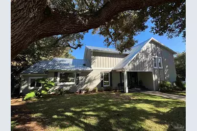 68 Shoreline Dr, Gulf Breeze, FL 32561 - Photo 1