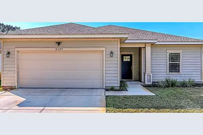 2137 Janet St, Navarre, FL 32566 - Photo 1