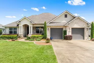 8492 Twenty One Oaks Ln, Pensacola, FL 32526 - Photo 1