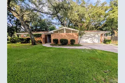 528 Cheshire Ave, Fort Walton Beach, FL 32547 - Photo 1
