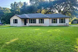 4858 Lamar Dr, Pace, FL 32571 - Photo 1