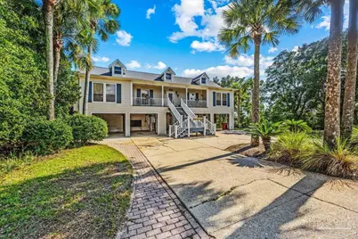 7825 Petersen Pt Rd, Milton, FL 32583 - Photo 1