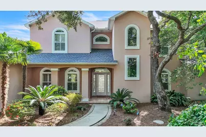 92 Chanteclaire Cir, Gulf Breeze, FL 32561 - Photo 1