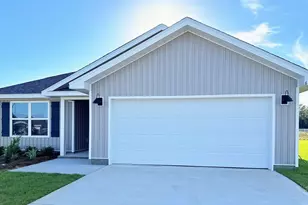 6388 Firefly Dr, Milton, FL 32583 - Photo 1