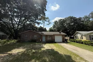 4881 La Ceiba Dr, Pensacola, FL 32526 - Photo 1