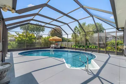 1179 Grand Pointe Dr, Gulf Breeze, FL 32563 - Photo 1