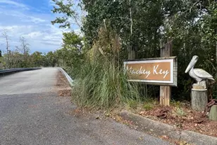 2100 Maria Cir, Pensacola, FL 32514 - Photo 1