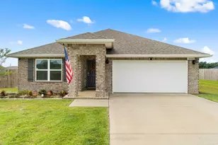 2555 Molino Bridge Rd, Pace, FL 32571 - Photo 1