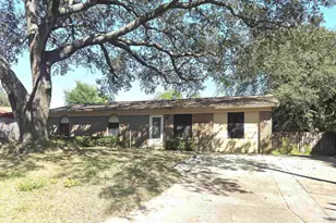 2980 English Oak Cir, Pensacola, FL 32526 - Photo 1