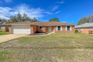 7380 Calle Ln, Navarre, FL 32566 - Photo 1