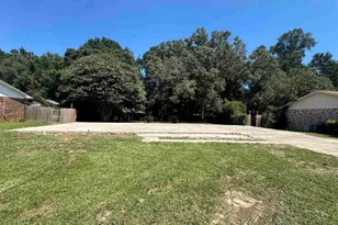 9522 Hummingbird Blvd, Pensacola, FL 32514 - Photo 1