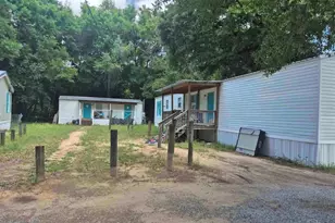 2810 Desert St, Pensacola, FL 32514 - Photo 1