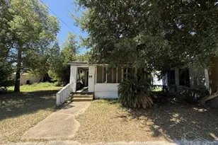 909 N 6th Ave, Pensacola, FL 32501 - Photo 1