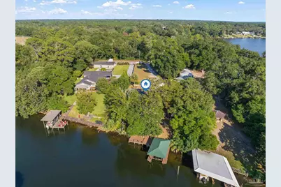 5261 Bayou Dr, Milton, FL 32583 - Photo 1