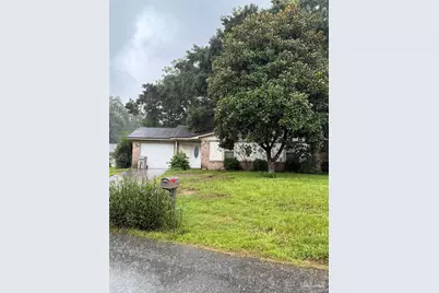 5842 Princeton Dr, Pensacola, FL 32526 - Photo 1
