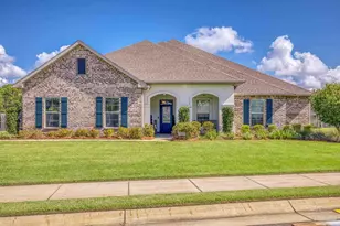 1336 Lombardy Dr, Gulf Breeze, FL 32563 - Photo 1