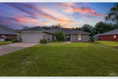 7563 Hayfield Cir, Pensacola, FL 32526 - Photo 1