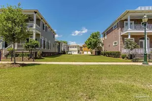 570 E Romana St, Pensacola, FL 32502 - Photo 1