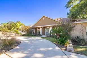 1011 Bucyrus Ln, Cantonment, FL 32533 - Photo 1