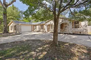 122 Eden Ln, Cantonment, FL 32533 - Photo 1