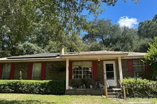 7416 Dunwalt Rd, Pensacola, FL 32526 - Photo 1