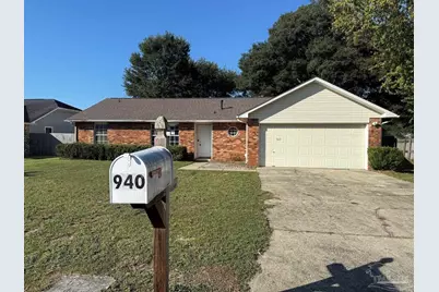 940 Vonna Jo Cir, Pensacola, FL 32506 - Photo 1