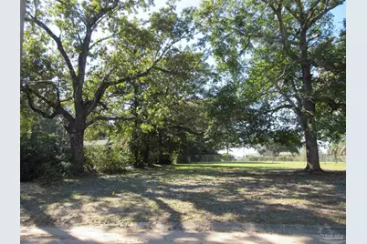 Kawanee Dr, Pensacola, FL 32514 - Photo 1