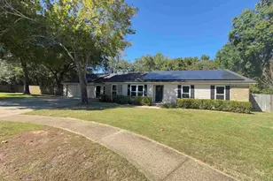 7463 Baywoods Ln, Pensacola, FL 32504 - Photo 1