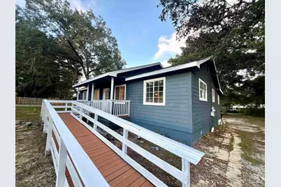 5796 Washington St, Milton, FL 32570 - Photo 1