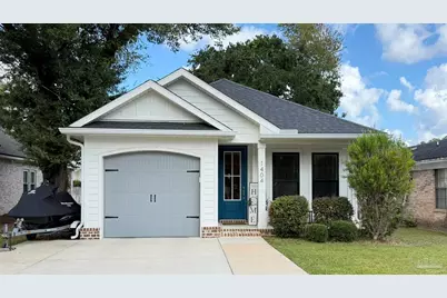 1404 E Fisher St, Pensacola, FL 32503 - Photo 1