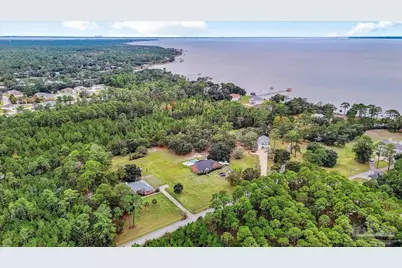 5557 Bay Meadows Dr, Milton, FL 32583 - Photo 1