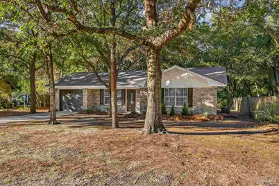 5982 Queen St, Milton, FL 32570 - Photo 1